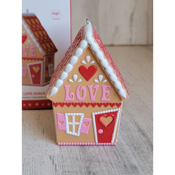 Hallmark Love Shack magic ornament Xmas Valentine's day - Picture 2 of 7